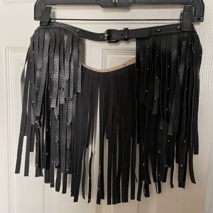 Fringe belt with stud details, great to layer on skirts!!!